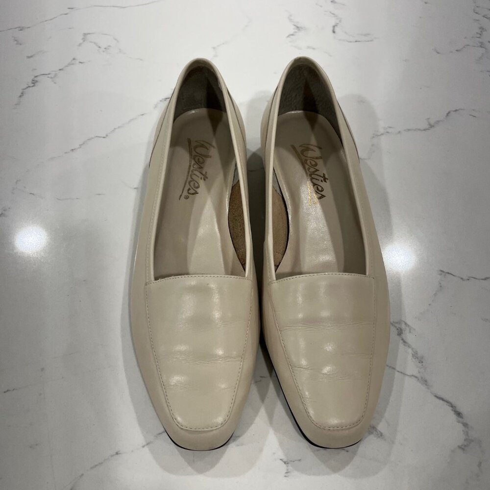 Westies Leather Loafers off white size 9